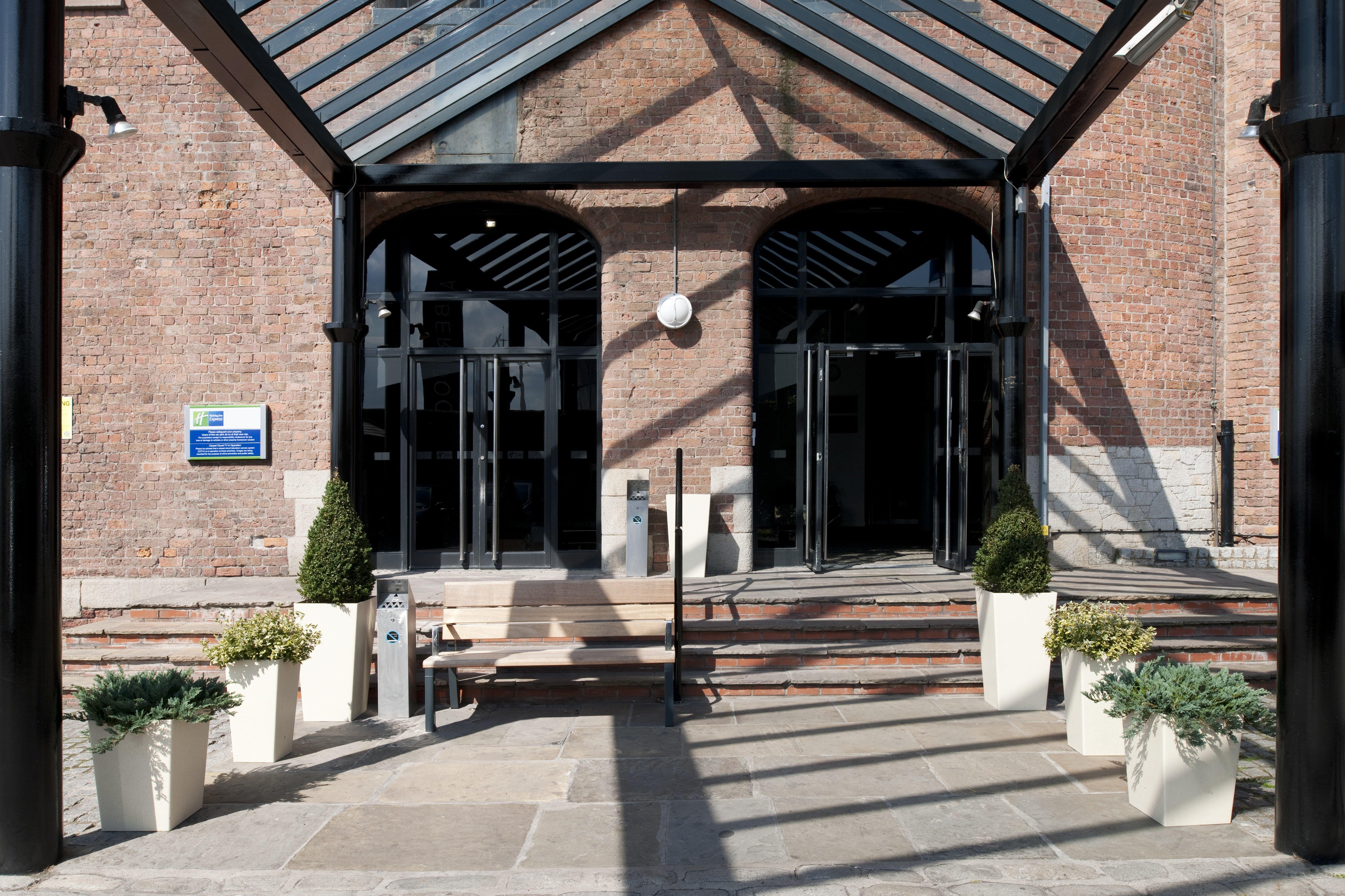 Holiday Inn Express Liverpool-Albert Dock By Ihg Εξωτερικό φωτογραφία